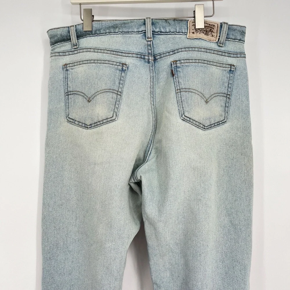 Levis very good